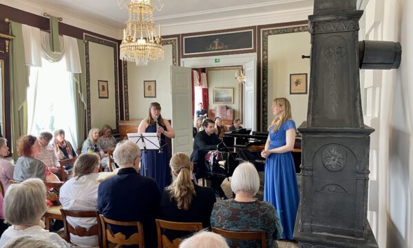 Kammermusikk på Ledaal - Søndagsmatiné med historisk sus!