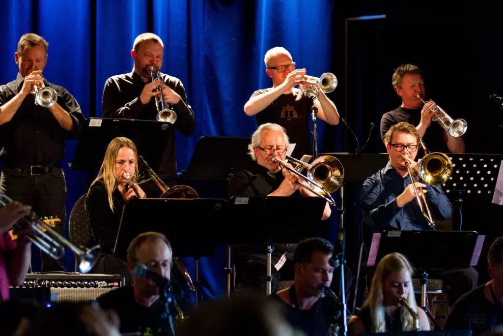 Storbandserien med Sandnes storband og Orstad storband